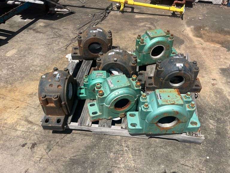 (8) Split Pillow Block Bearing Housing