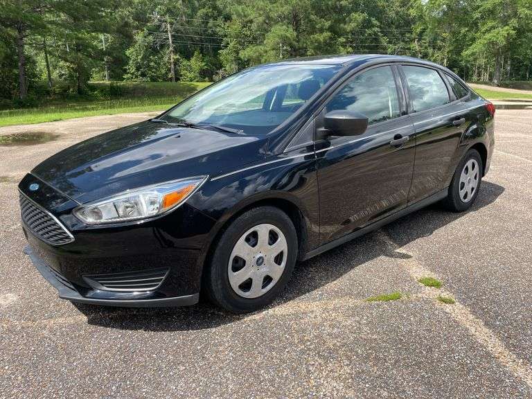 2017 Ford Focus 4 Door Sedan (40,954 Miles)