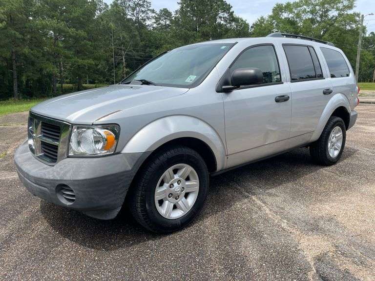 2005 Dodge Durango 4 Door SUV (235,440 Miles)