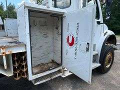 2010 Freightliner Business Class M2 106 AWD Digger Derrick Truck (106,199 Miles)