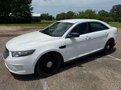 2015 Ford Taurus Police Package 4D Sedan (70,977 Miles)