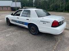 2007 Ford Crown Victoria Police Car (239,352 Miles)