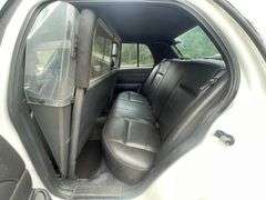 2007 Ford Crown Victoria Police Car (239,352 Miles)