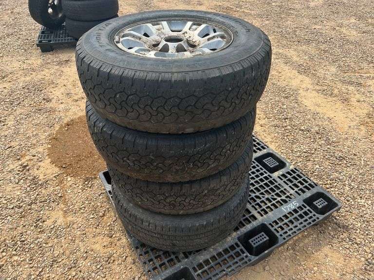 (4) BFGoodrich Rugged Trail LT245/75 R17 Tires w/ Rims