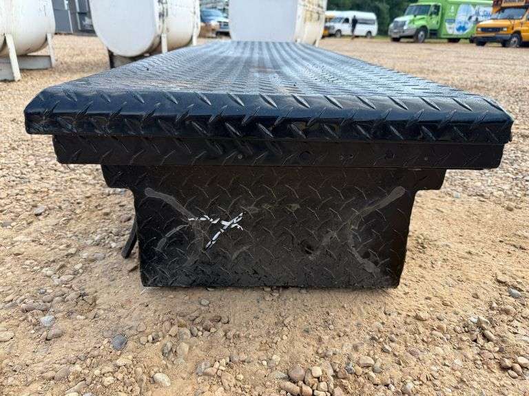 Truck Mounted Diamond Plate Toolbox