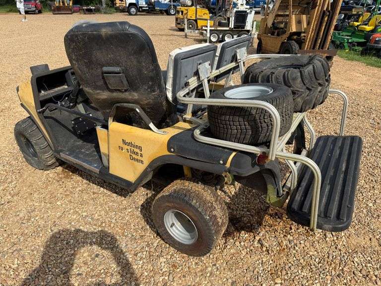 John Deere Gator CX