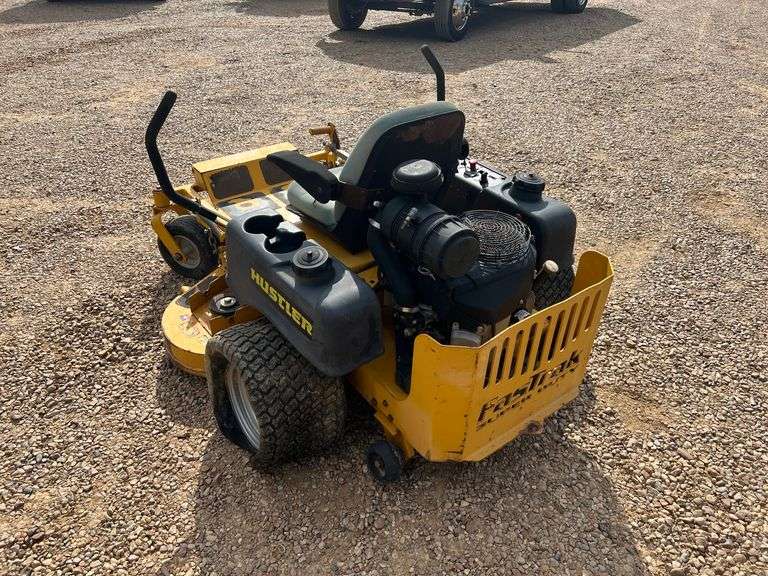 Hustler Fastrak Super Duty 48" Zero Turn Mower (1,082 Hours)