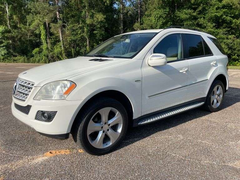 2009 Mercedes-Benz ML320 Diesel 4-Door SUV (181,453 Miles)