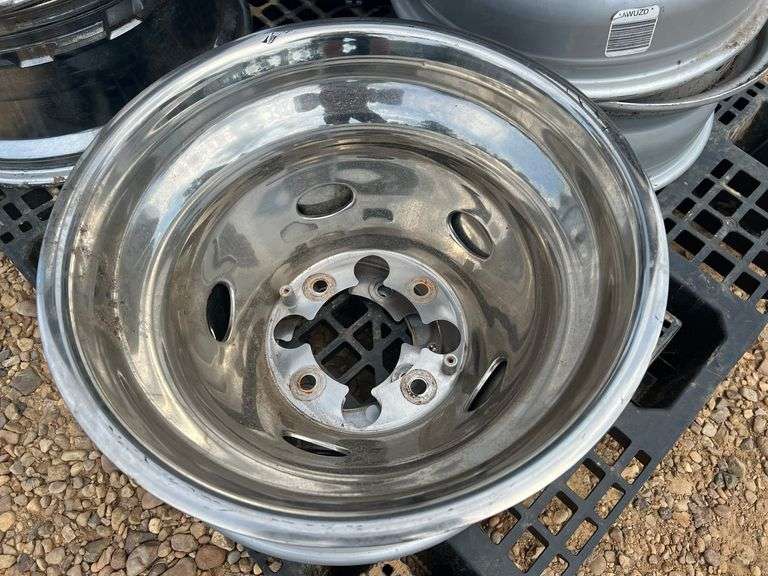 Pallet of Various Rims
