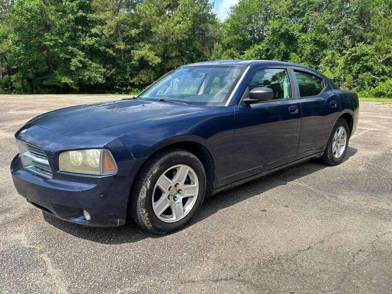 2006 Dodge Charger 4-Door Sedan (174,025 Miles)