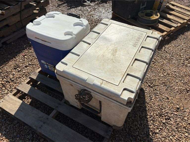 Icehouse & Igloo Ice Chests #1