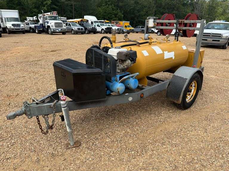 2013 Sage Oil Vac Lube Trailer w/ Tanks