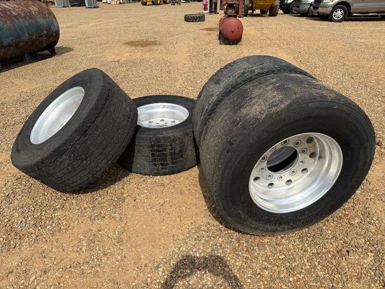 (4) Michelin X One Line 455/55 R22.5 Tires w/ Rims