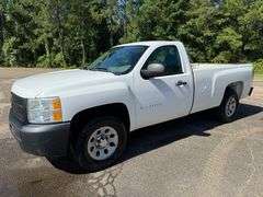 2013 Chevrolet Silverado 1500 Single Cab Pickup (232,180 Miles)