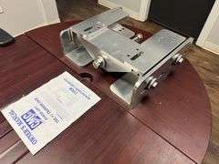 CMC ML-65 Power Lift Transom Jack