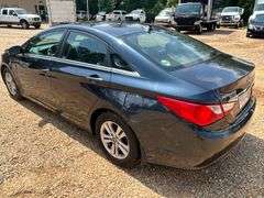 2013 Hyundai Sonata FWD 4Dr Sedan