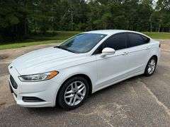 2014 Ford Fusion SE FWD 4D Sedan (247,465 Miles)