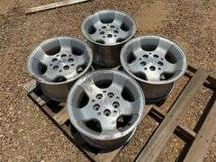 (4) Jeep 16" Rims