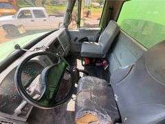 2005 International 4300 10 Bay Delivery Truck (366,180 Miles)