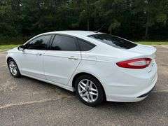 2014 Ford Fusion SE FWD 4D Sedan (247,465 Miles)