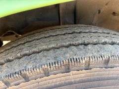 2005 International 4300 10 Bay Delivery Truck (366,180 Miles)