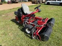 2000 Toro Greenmaster 3100 Zero Turn Mower (3,268 Hours)