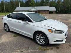 2014 Ford Fusion SE FWD 4D Sedan (247,465 Miles)