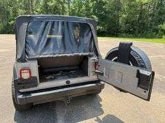 2001 Jeep Wrangler Sport 4WD (213,070 Miles)