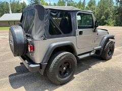 2001 Jeep Wrangler Sport 4WD (213,070 Miles)