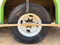2005 International 4300 10 Bay Delivery Truck (366,180 Miles)