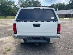 2007 GMC Sierra 1500 4 Door Extended Cab Pickup Truck (325,824 Miles)