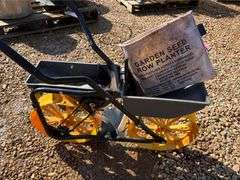 "Precision" Seeder/Spreader