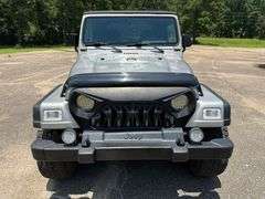 2001 Jeep Wrangler Sport 4WD (213,070 Miles)