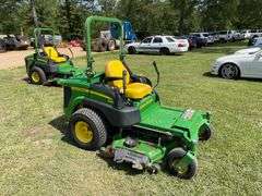 2013 John Deere Z-Trak 60" Zero Turn Mower