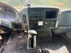 2005 International 4300 10 Bay Delivery Truck (366,180 Miles)