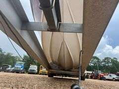1985 Wellcraft Scarab Sport 29' Center Console Boat w/ Tandem Axle Trailer