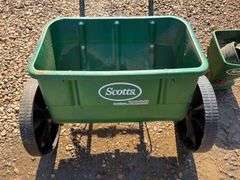 Scotts Turf Builder HandHeld Spreader