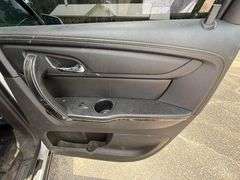 2013 GMC Acadia 4D SUV (218,409 Miles)