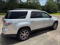 2013 GMC Acadia 4D SUV (218,409 Miles)