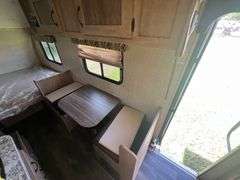 2017 Starcraft Satellite Travel Trailer