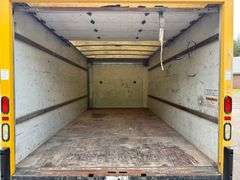 2011 GMC Savana 3500 18' Box Truck (535,400+ Miles)