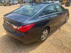2013 Hyundai Sonata FWD 4Dr Sedan
