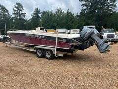 1985 Wellcraft Scarab Sport 29' Center Console Boat w/ Tandem Axle Trailer
