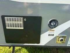 2017 Starcraft Satellite Travel Trailer