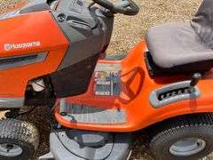 2009 Husqvarna YTH21K46 46" Riding Lawn Mower  (229 Hours)