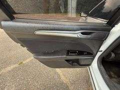 2014 Ford Fusion SE FWD 4D Sedan (247,465 Miles)