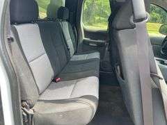 2007 GMC Sierra 1500 4 Door Extended Cab Pickup Truck (325,824 Miles)