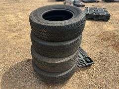 (4) Hankook Dynapro AT2 265/70 R17 Tires