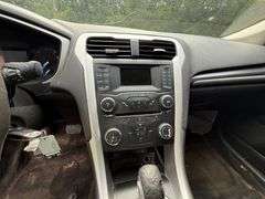 2014 Ford Fusion SE FWD 4D Sedan (247,465 Miles)