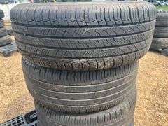 (4) Michelin Latitude 235/60 R18 Tires w/ Rims